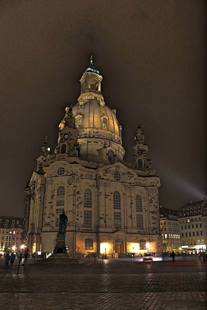 Frauenkirche at Night (Pseudo-) HDR