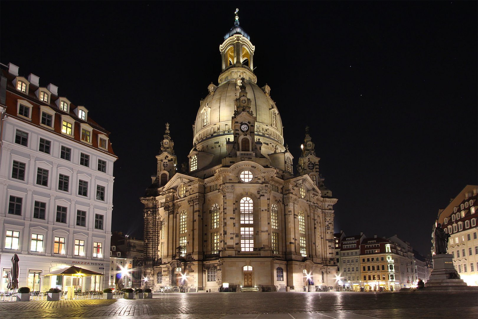 Frauenkirche bei Nacht