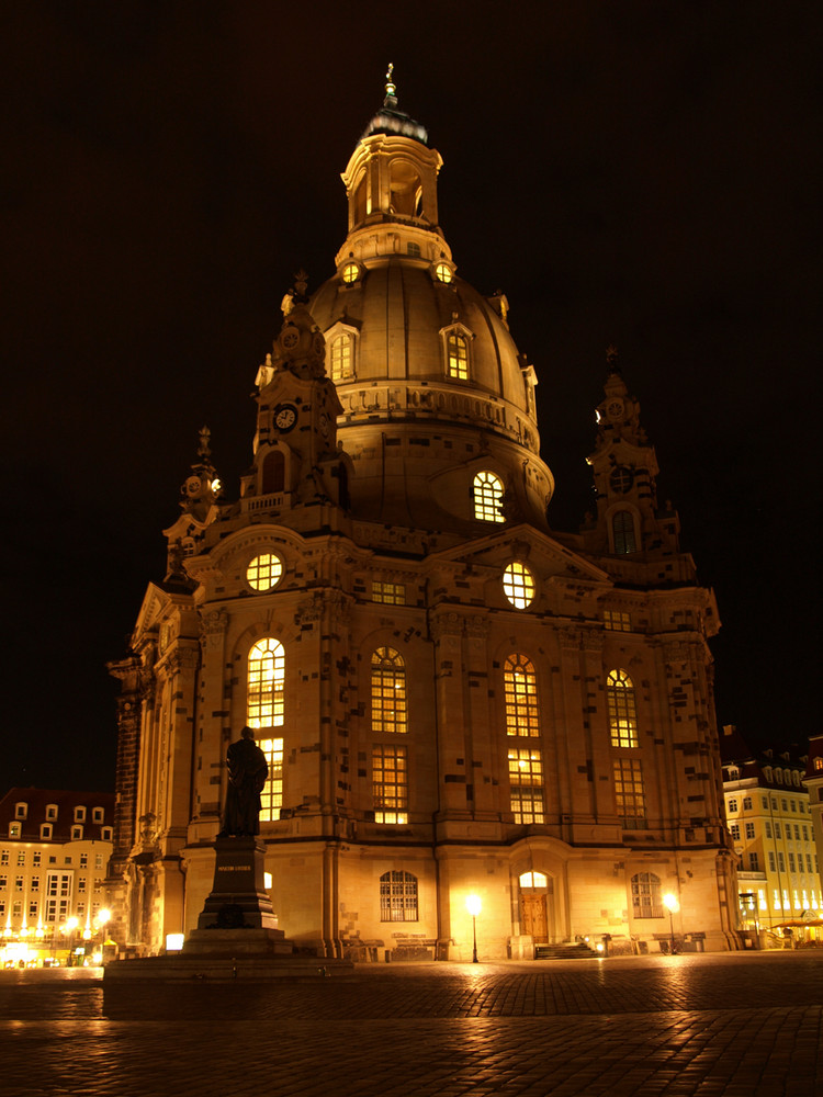 Frauenkirche bei Nacht