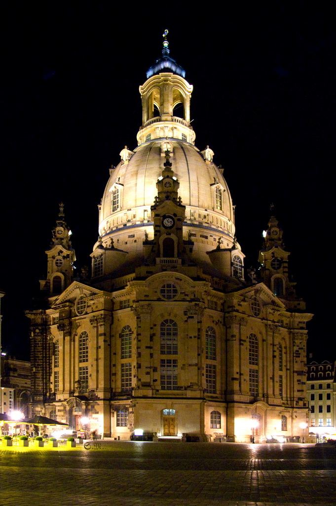 Frauenkirche bei Nacht