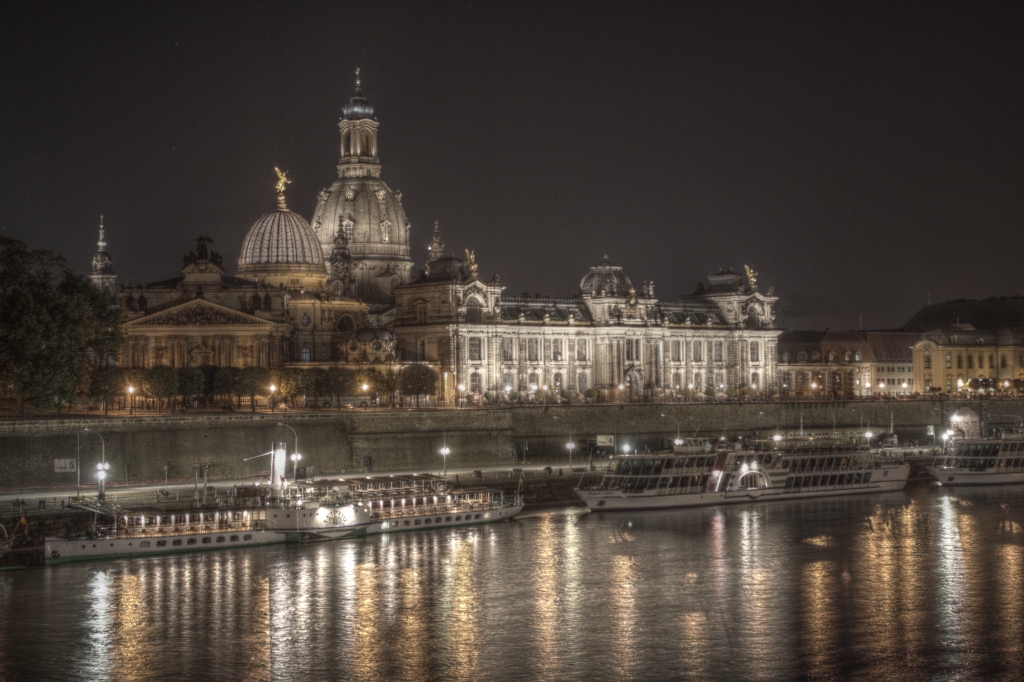 Frauenkirche Dresden bei Nacht