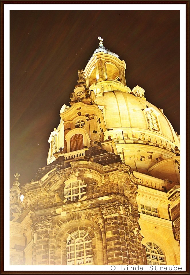 Frauenkirche Dresden bei Nacht