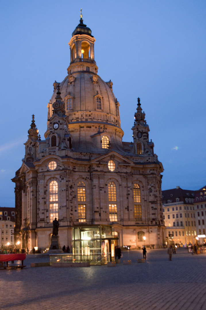 Frauenkirche Dresden bei Nacht Teil 2!