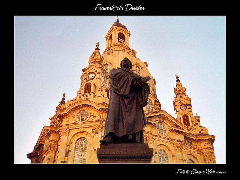 Frauenkirche Dresden mit...