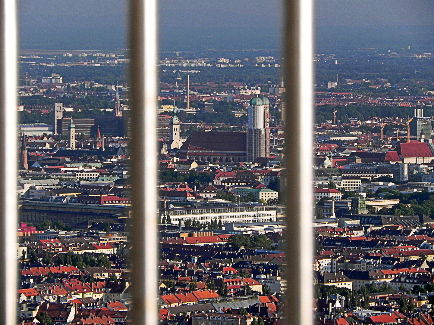 Frauenkirche hinter Gittern?