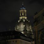 Frauenkirche im Zusammenspiel