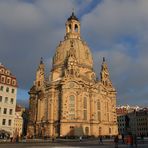 Frauenkirche in Januarsonne am späten Nachmittag