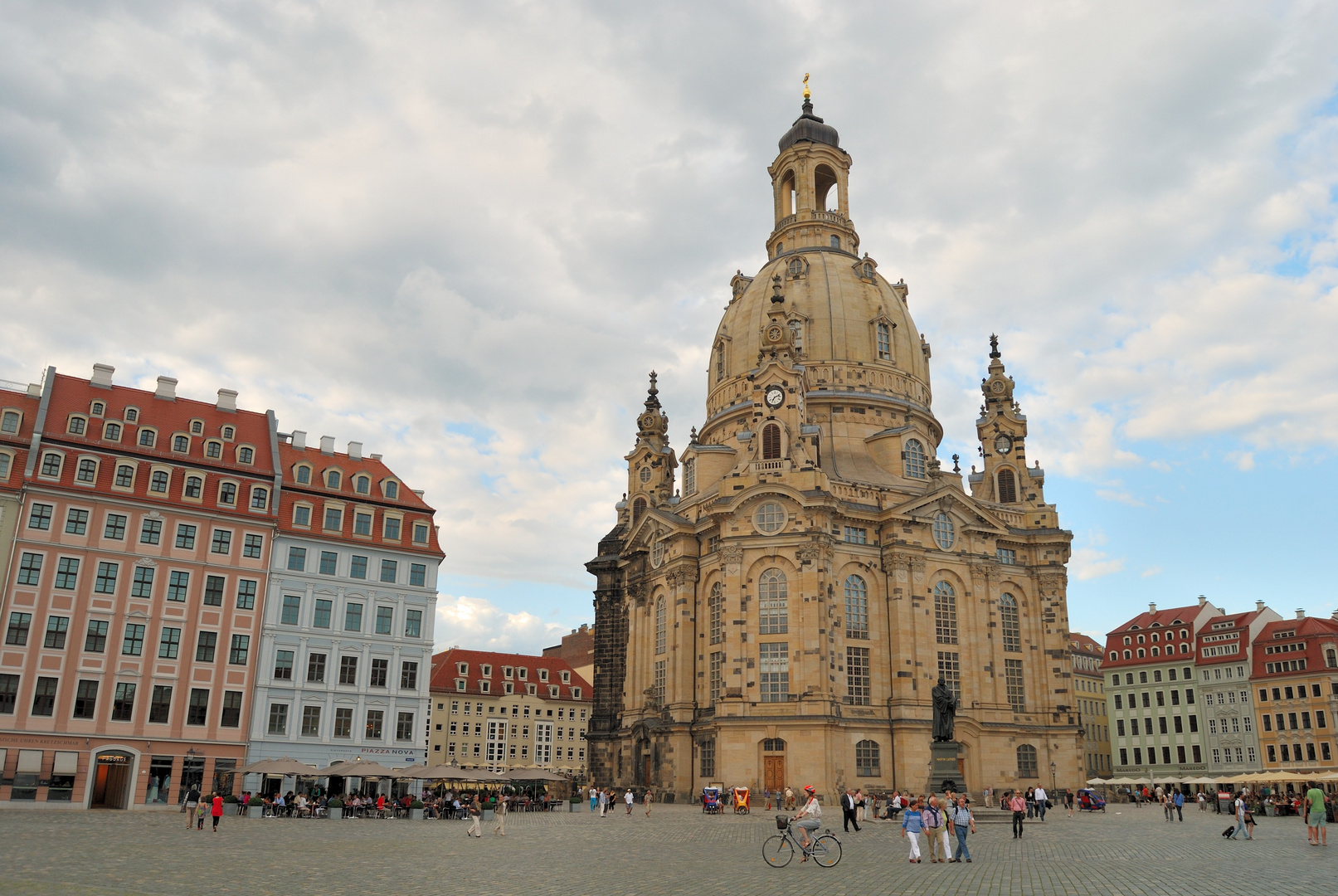 Frauenkirche mit Altstadt