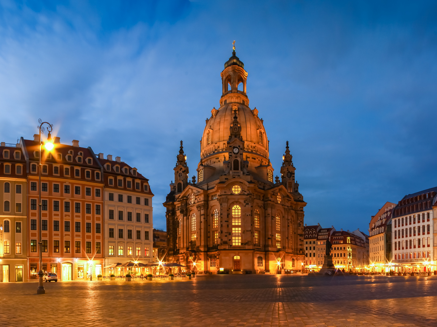 Frauenkirche @ Night