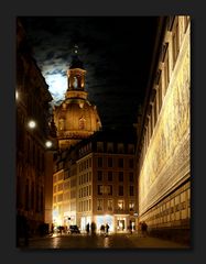 Frauenkirche und Fürstenzug bei Nacht