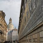 Frauenkirche und Fürstenzug in Dresden