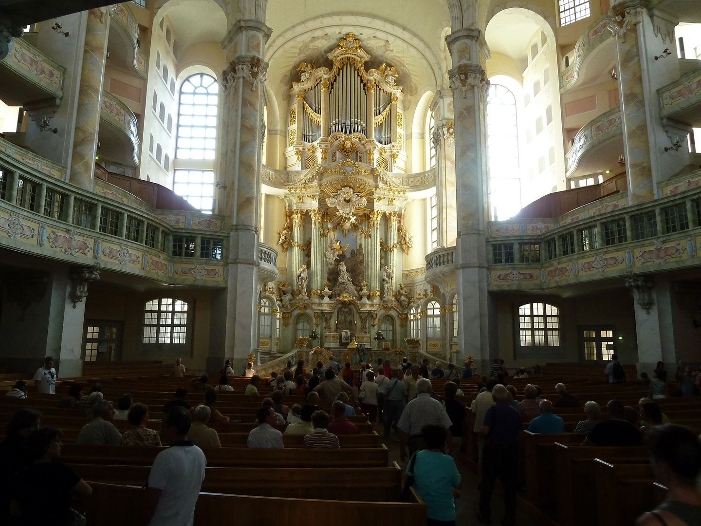 Frauenkirche von innen