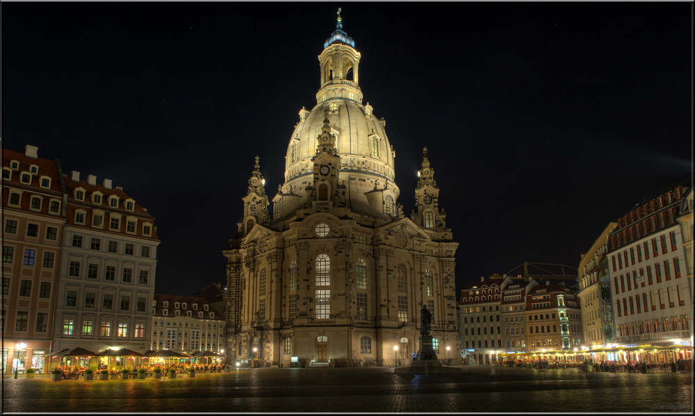 Frauenkirche zu Dresden bei Nacht