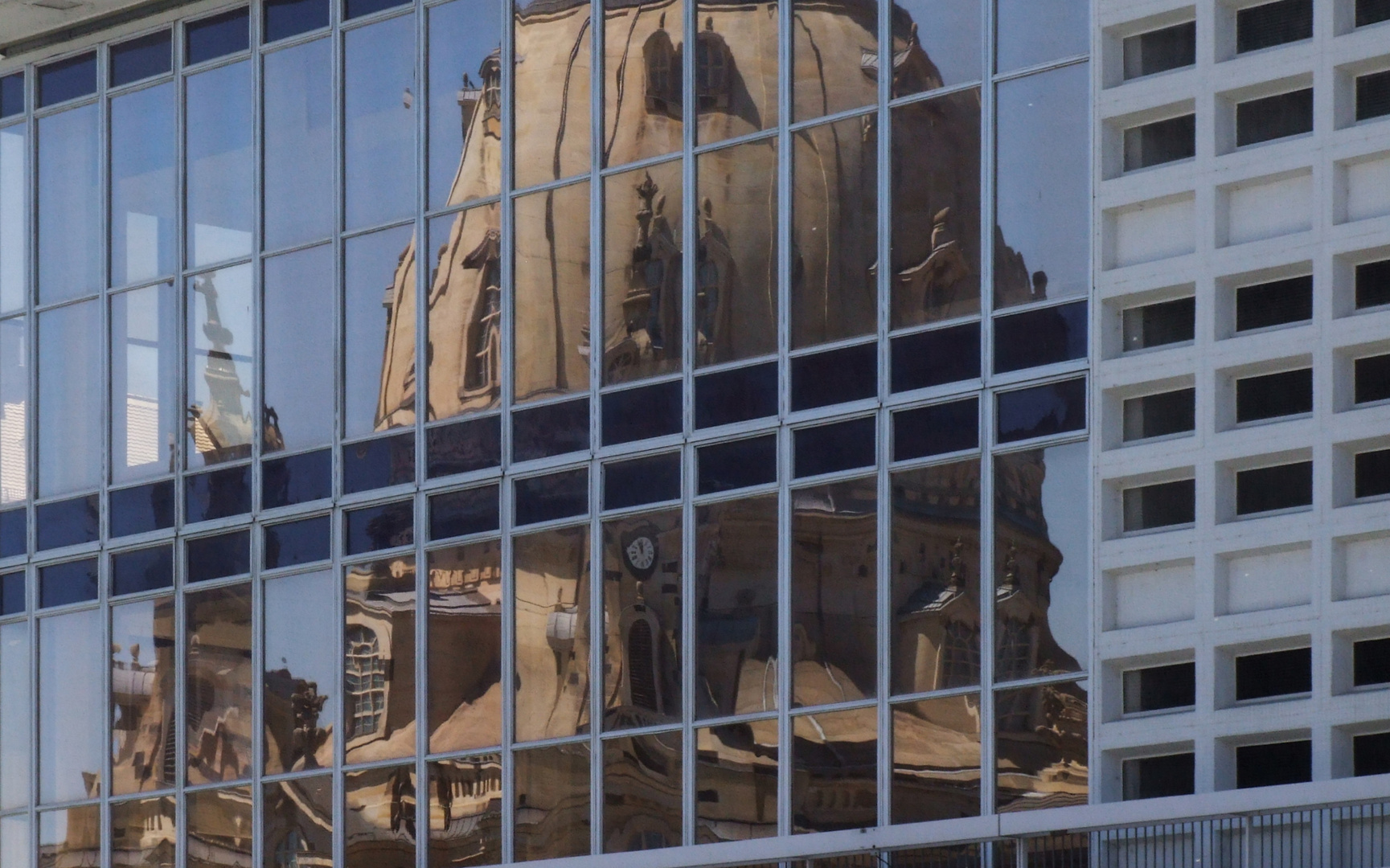 Frauenkirchenmirror