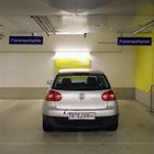 Frauenparkplatz...