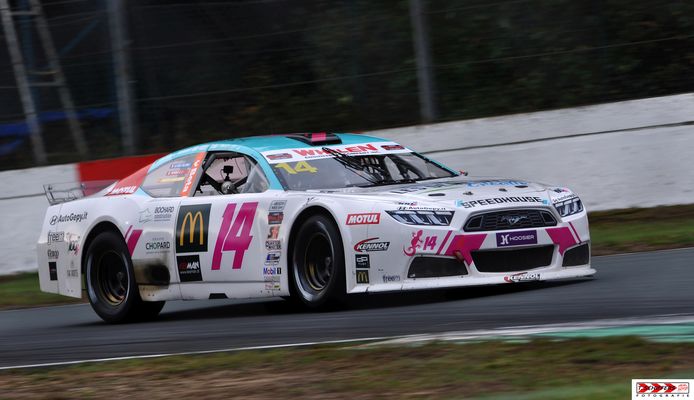 Frauenpower-Wochen Vol. 8