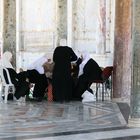 Frauenrunde vor der wunderschönen al-Aqsa-Moschee (Jerusalem)