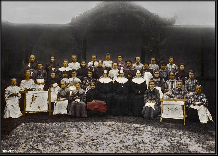 Frauenverein Stricken und Häkeln.