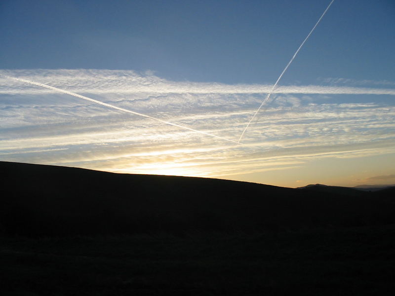 Frecce bianche al tramonto