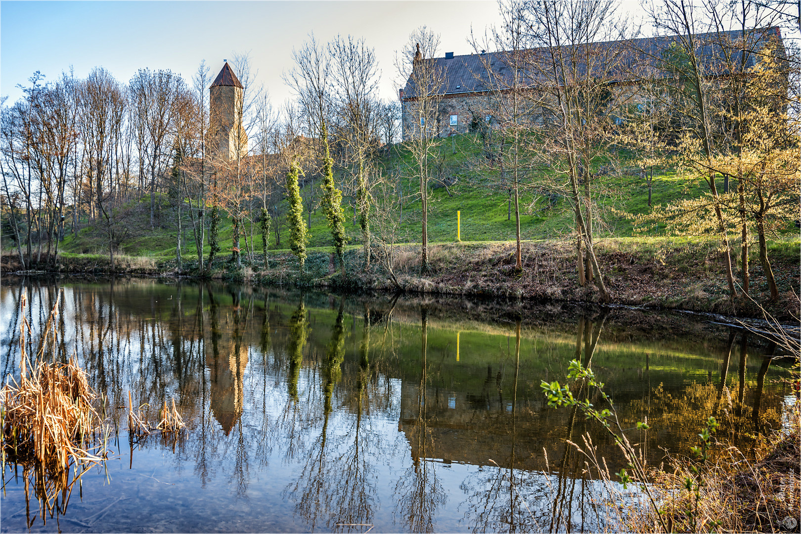 Freckleben, Teich mit Bergfried 3