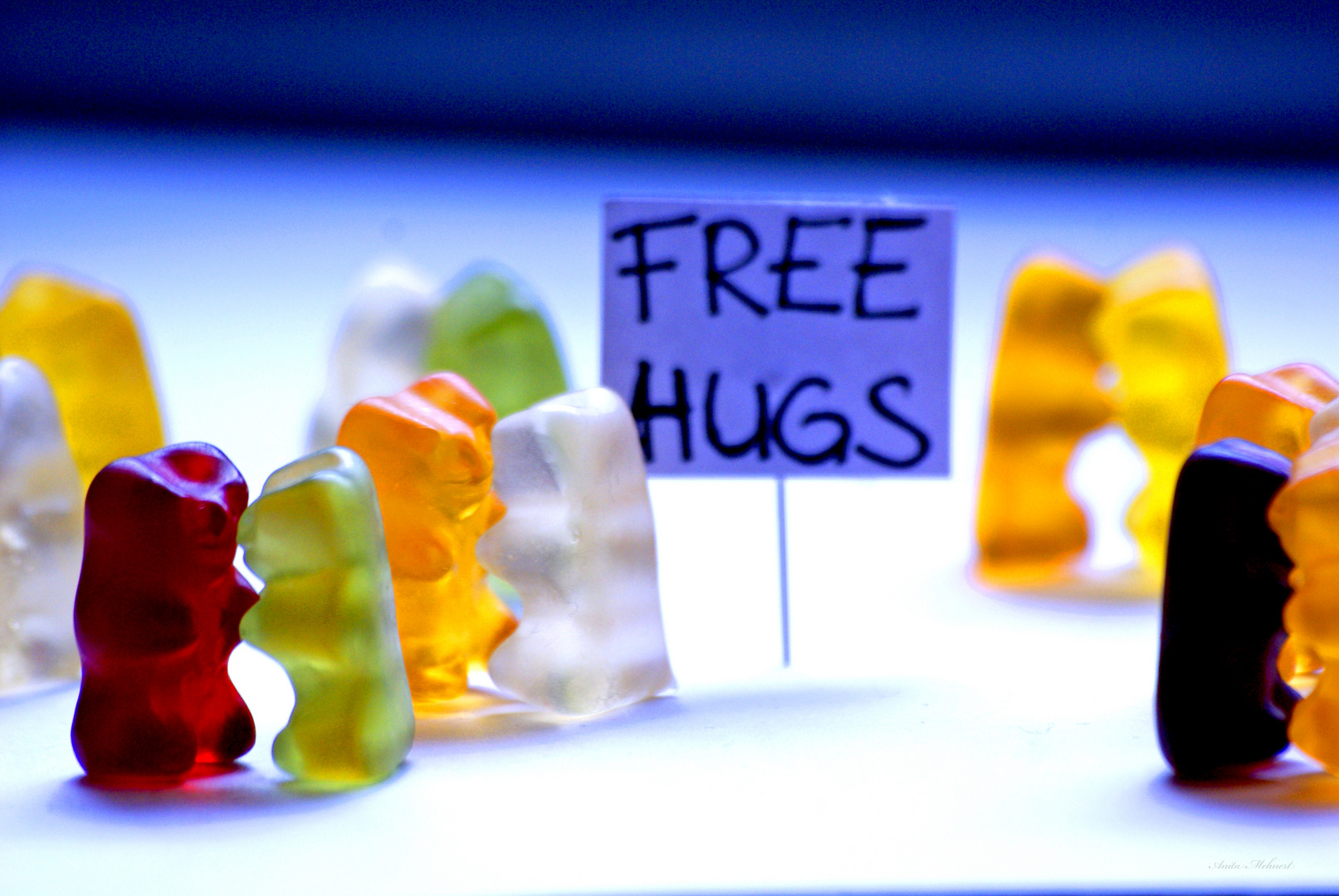 Free Hugs