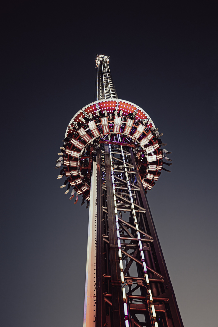 Freefall Tower