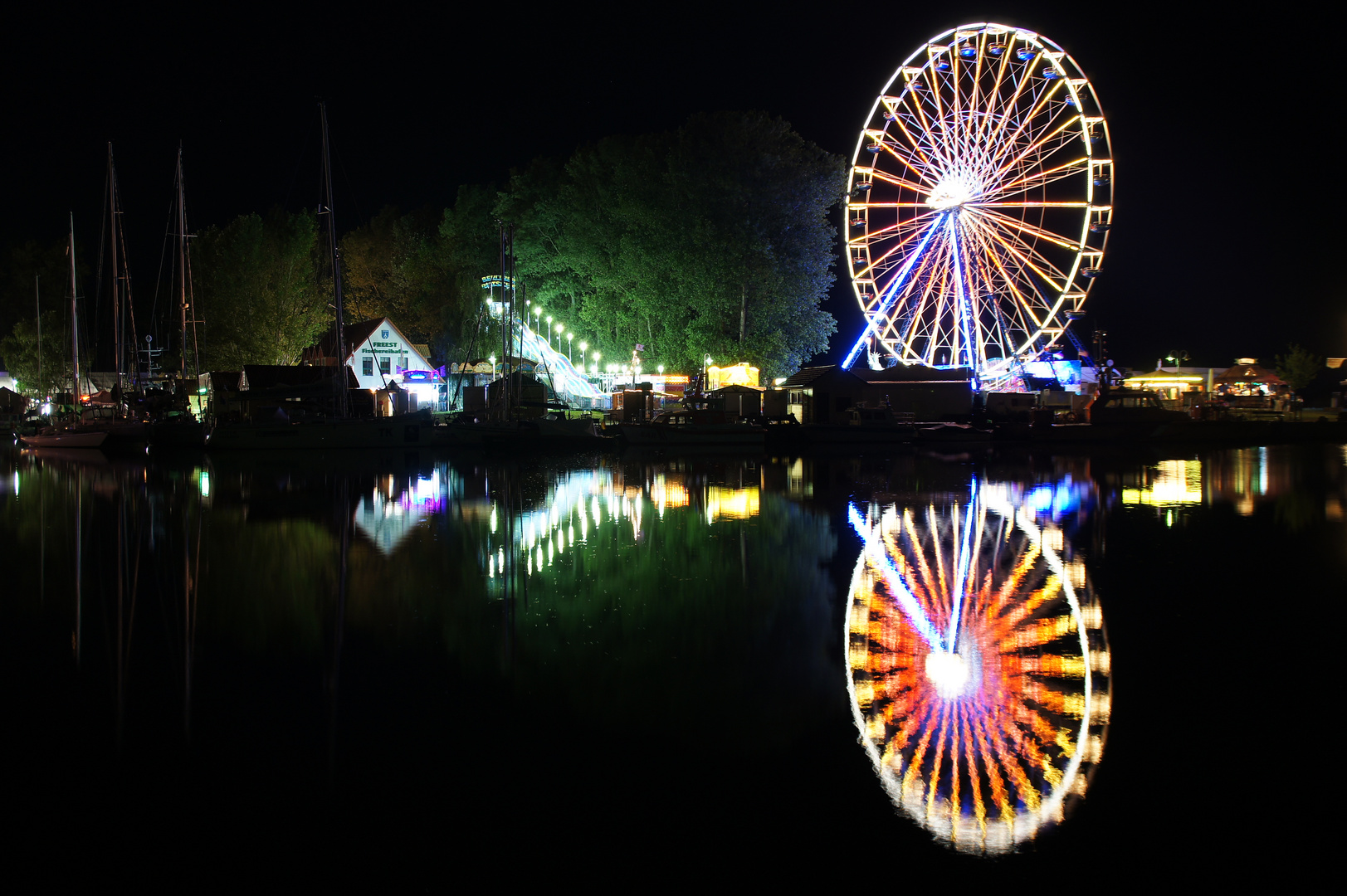 Freest Fischerfest bei Nacht