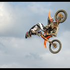 Freestyle Vorführung bei der Supermoto DM in Lüneburg/Embsen