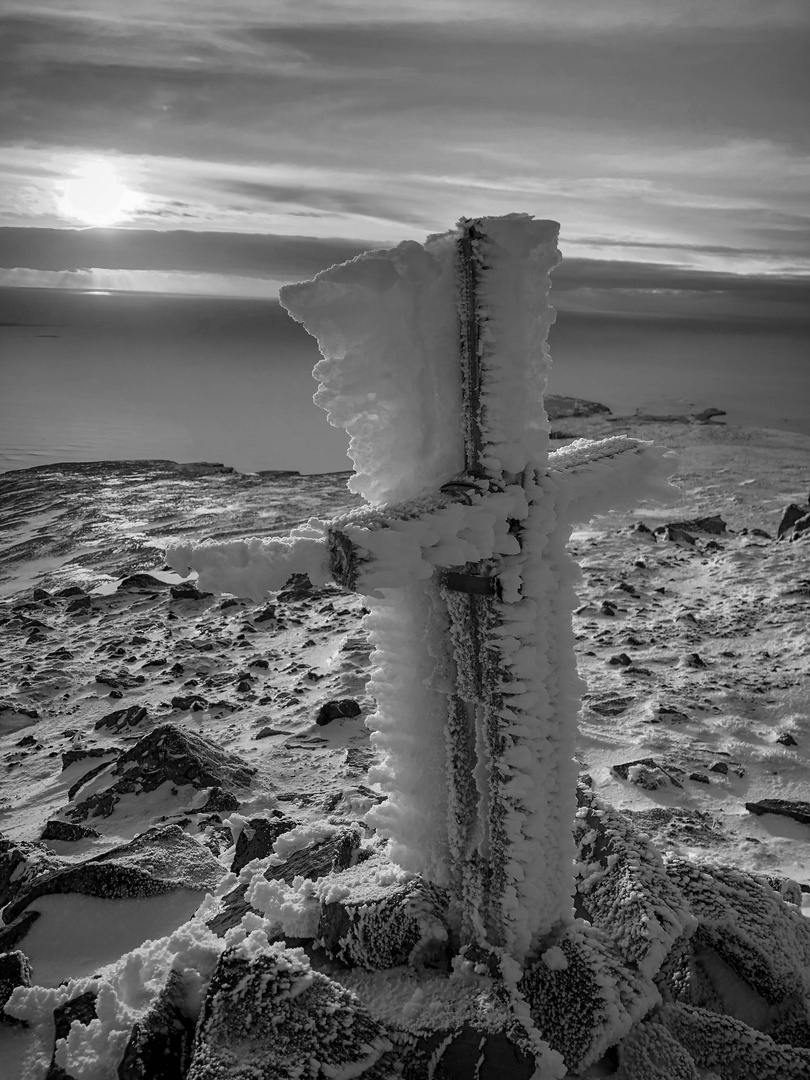 Freezing Cross