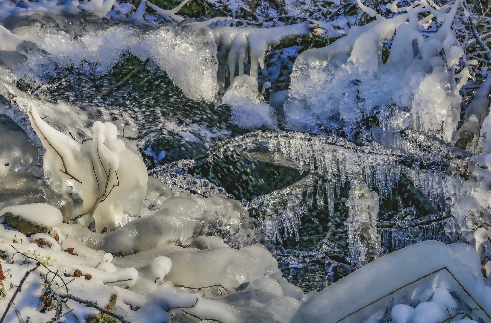 freezing water Foto & Bild landschaft, sonstiges, jahreszeiten Bilder