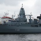 Fregatte F220 Hamburg beim Hafengeburtstag in Hamburg