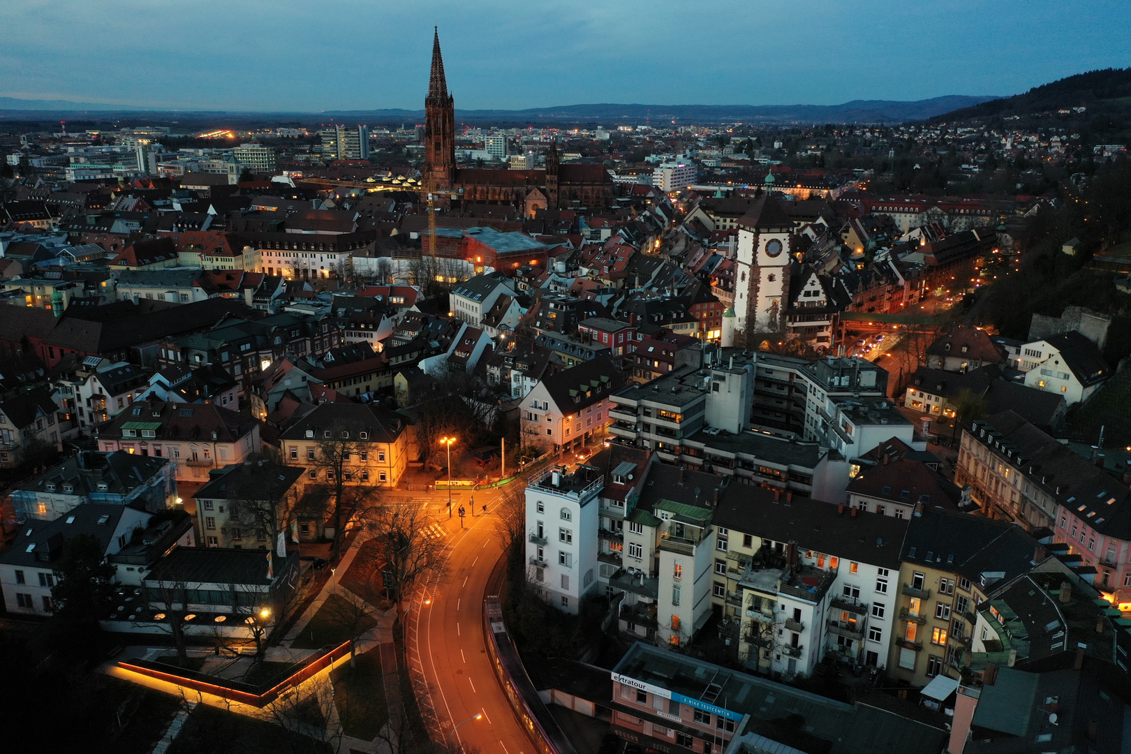 Freiburg am Abend