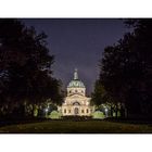 [freiburg - hauptfriedhof nacht]