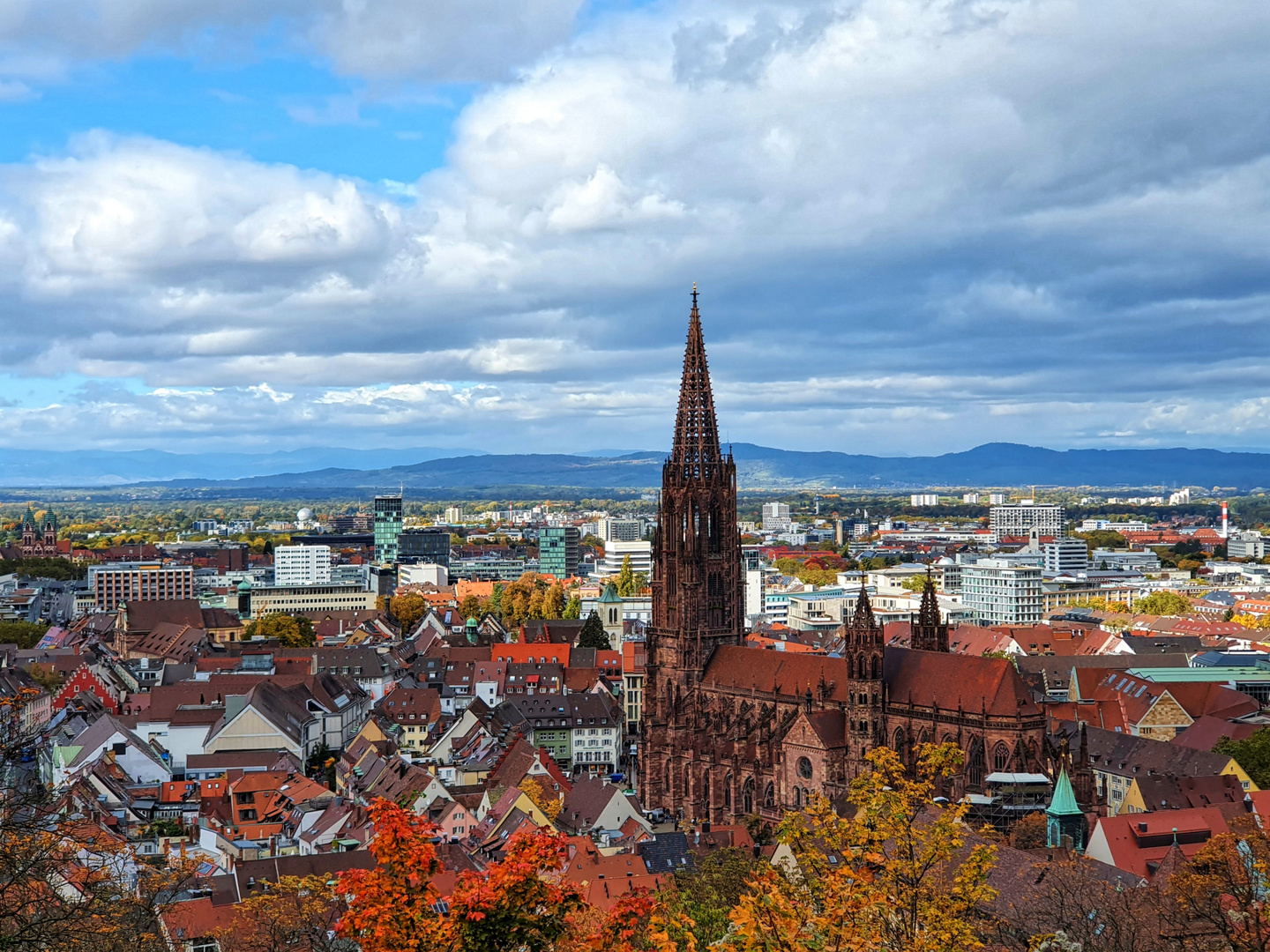 "Freiburg im herbstlichen Schmuck"