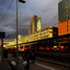 Freiburger Hauptbahnhof im Winterlicht