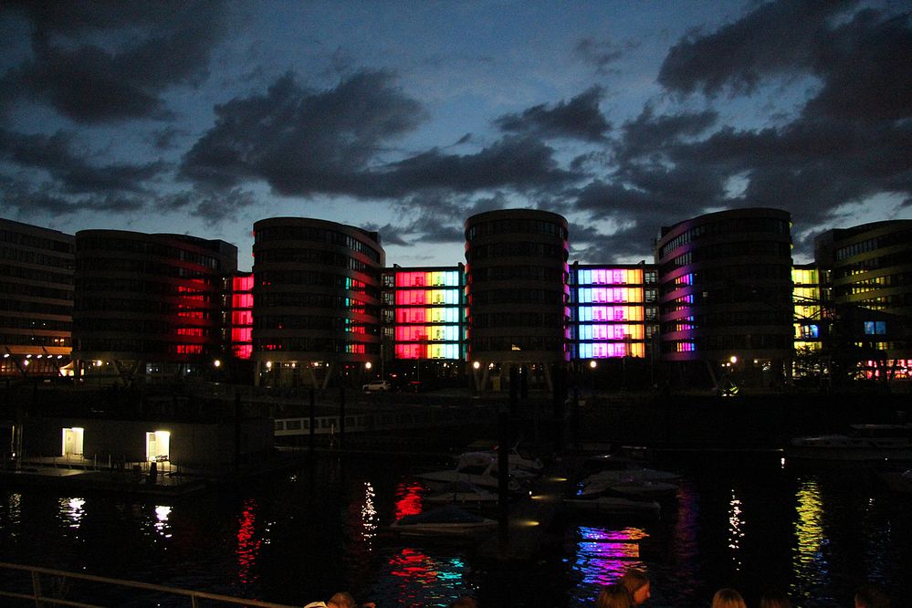 Freihafen bei Nacht