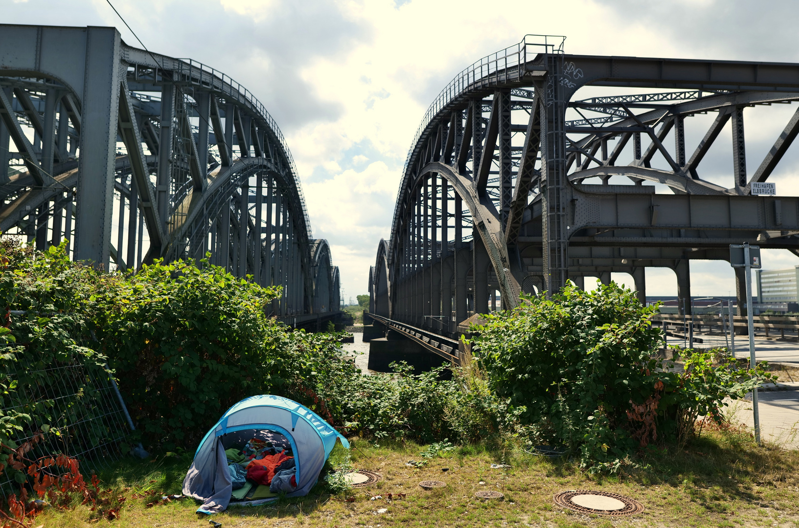 Freihafen Elbbrücke