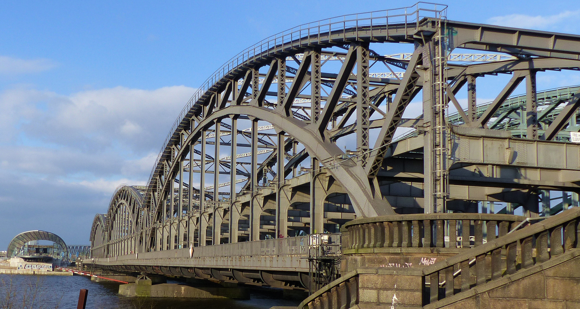 Freihafenbrücke.