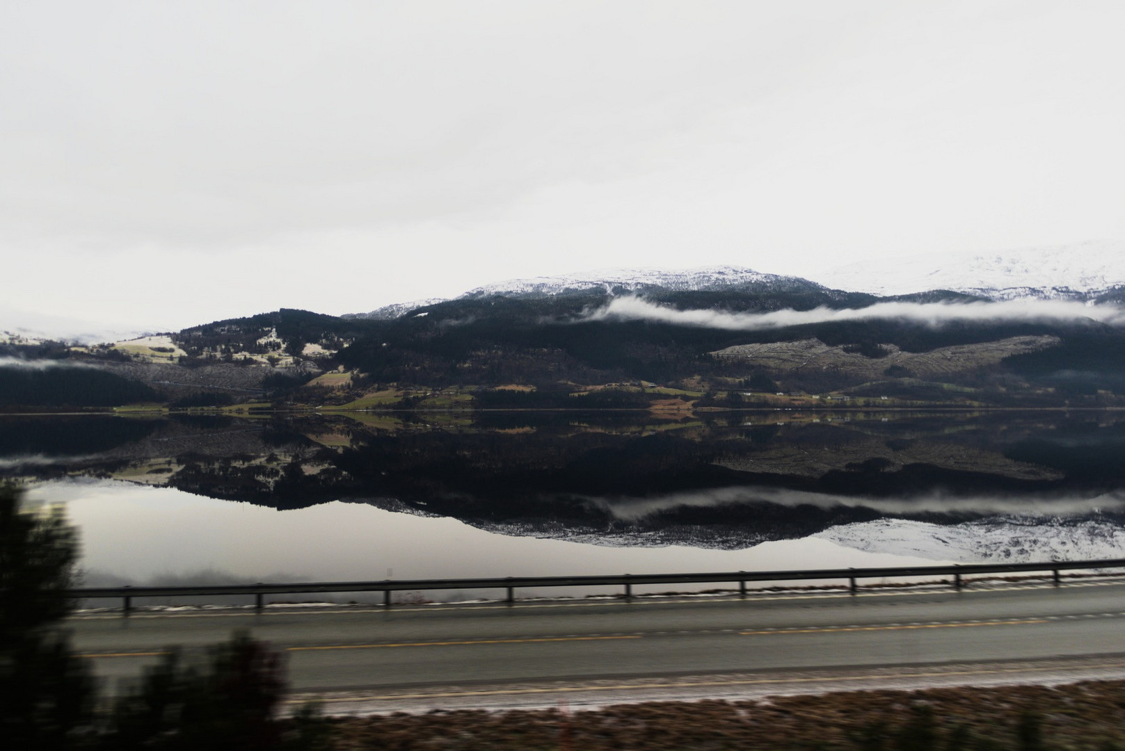 Freihand aus dem Zug... irgendwo in Norwegen