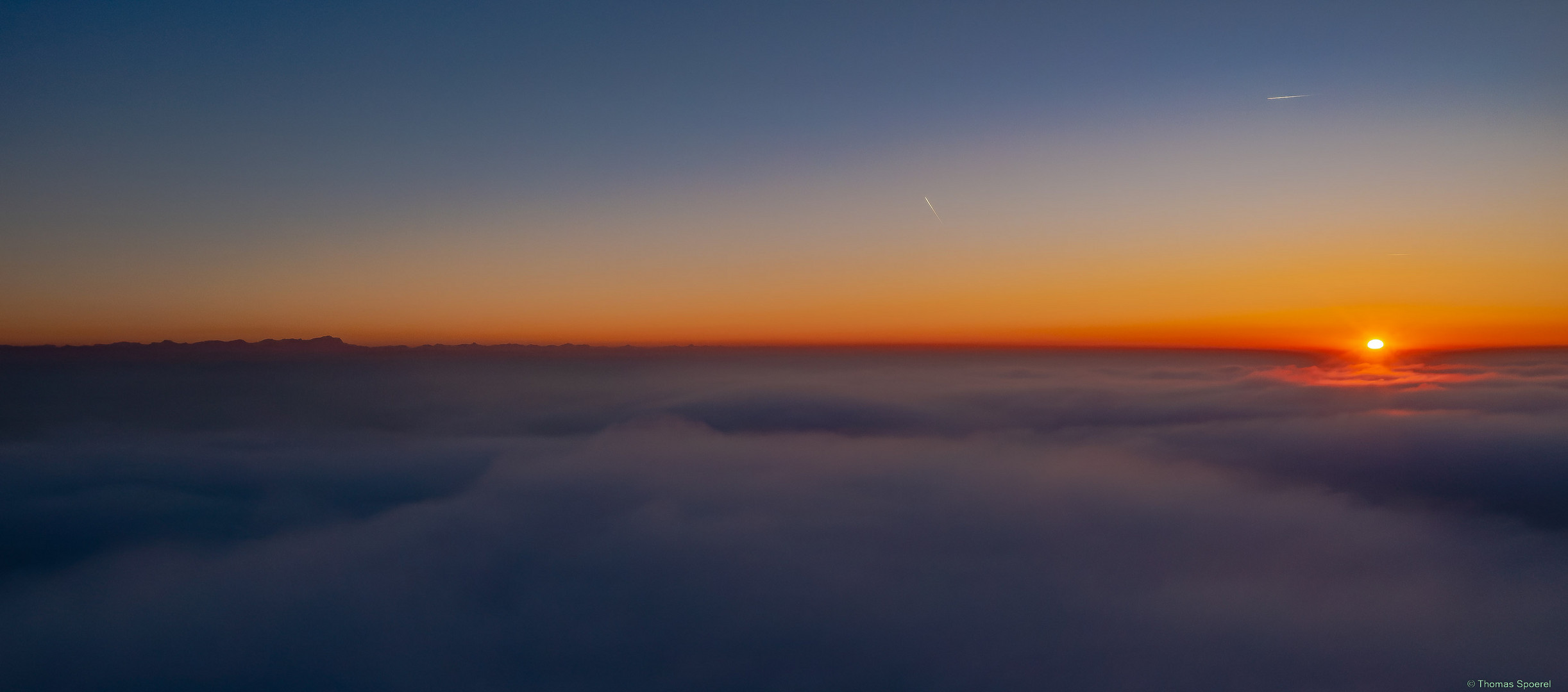 Freiheit über dem Nebel II