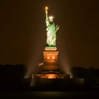 Freiheitsstatue bei Nacht