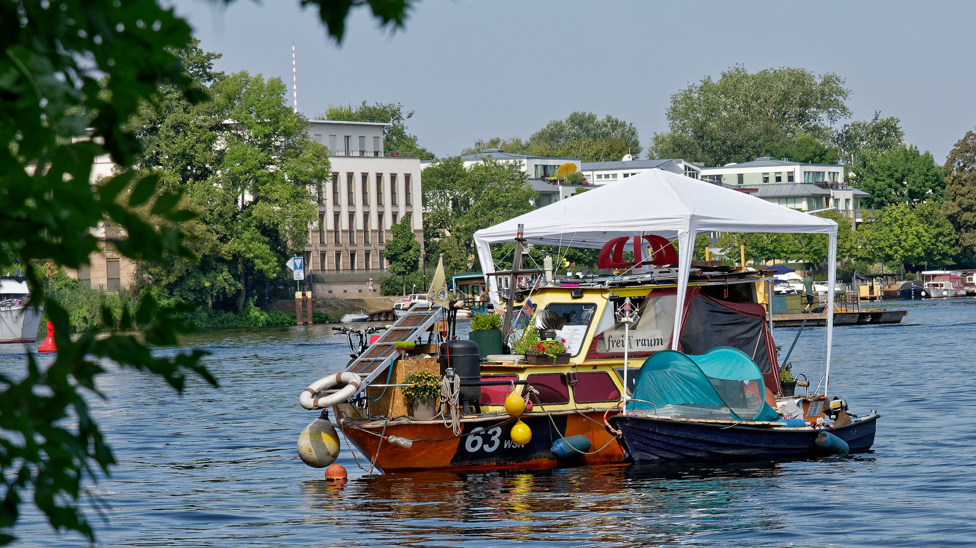 Freiraum, alternative Freizeit in der Hauptstadt Spree Treptow