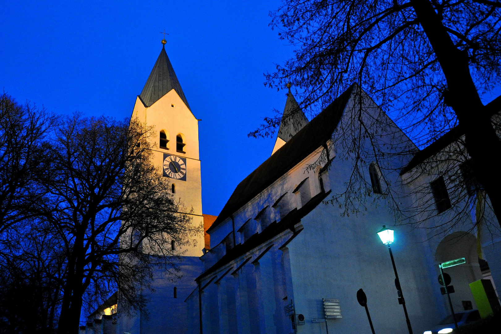 Freisinger Dom zur Blauen Stunde