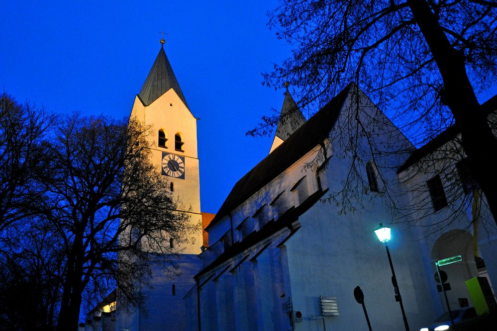 Freisinger Dom zur Blauen Stunde