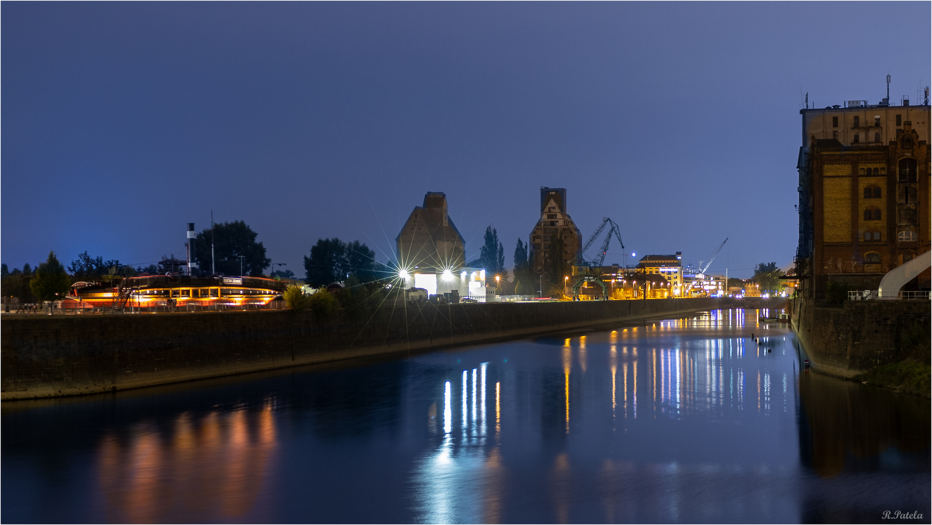 Freitags am Hafen