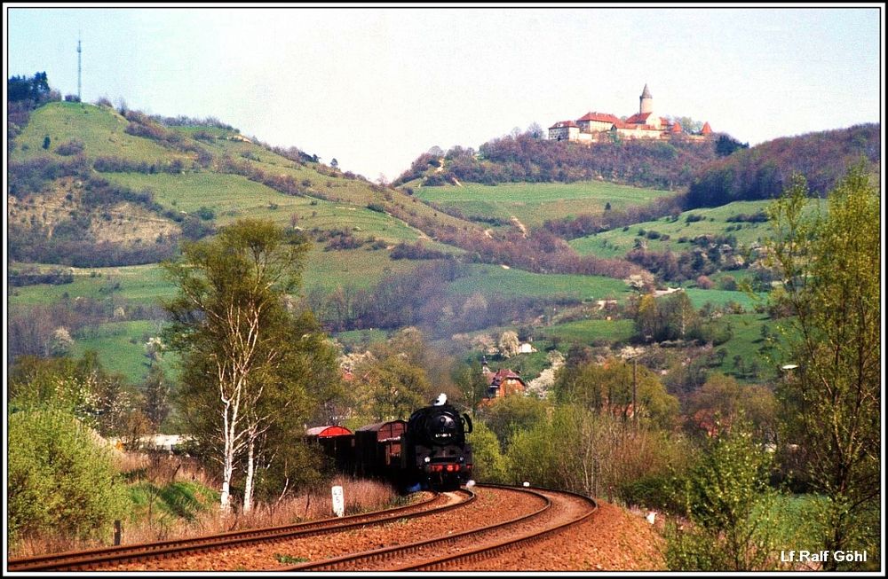 Freitagsfoto ! Frühling 1983 auf der Saalebahn mit 41 1180 