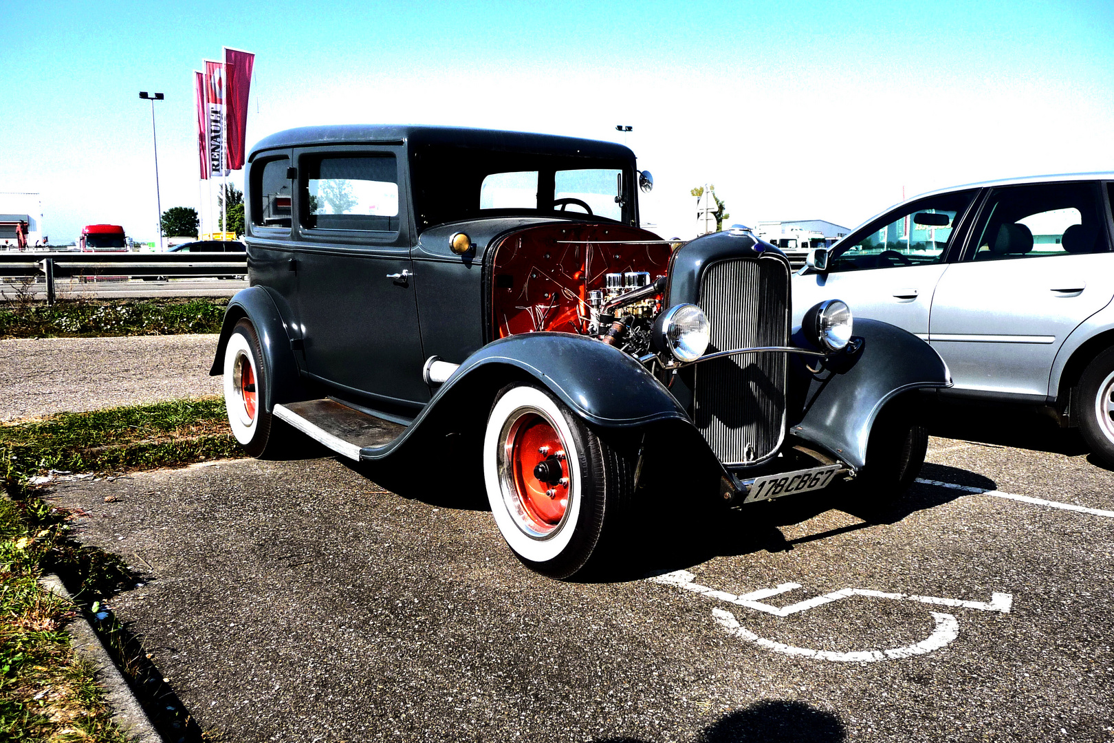 French HOT ROD DEUCE