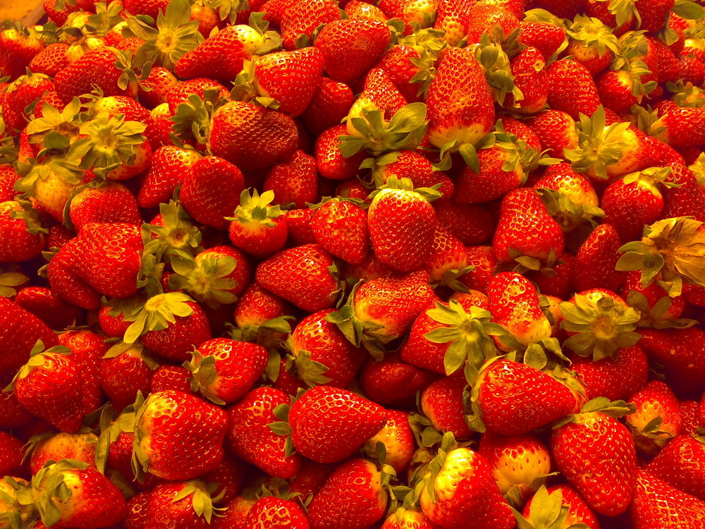 fresh strawberries at the market