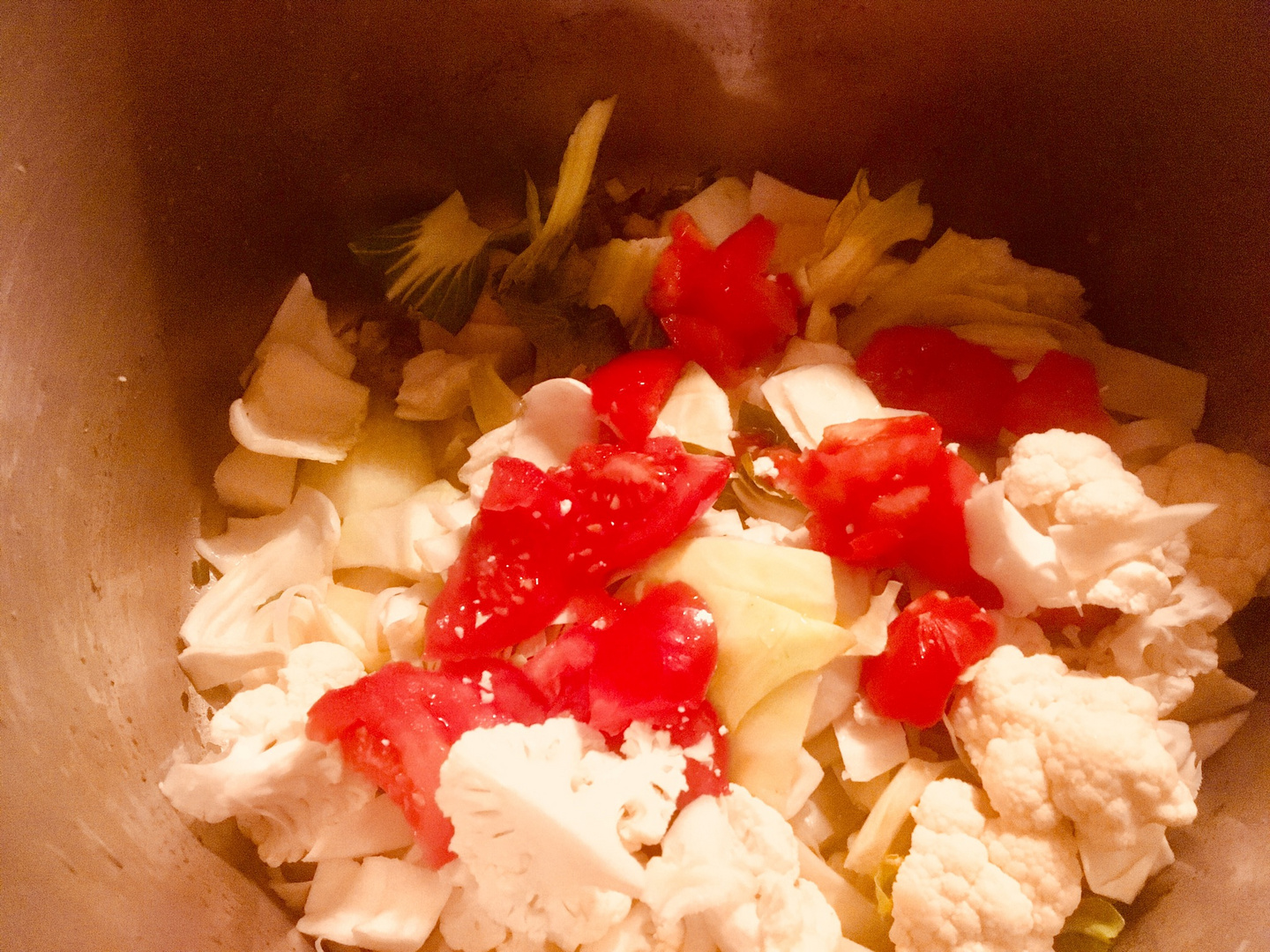 Fresh vegetables in a wok 