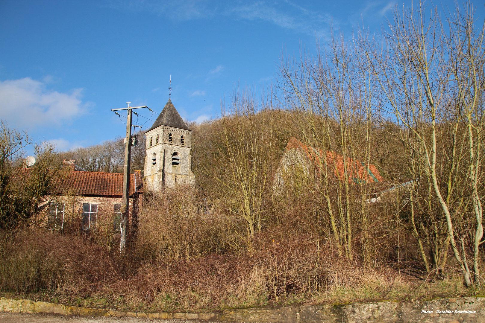 Fresnicourt le Dolmen village du pas de calais